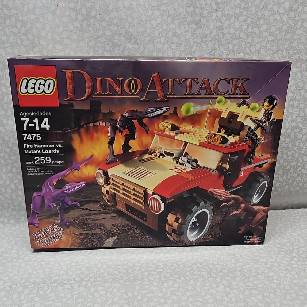 2005 Lego Dino Attack Fire Hammer vs. Mutant Lizards 7475 New Sealed